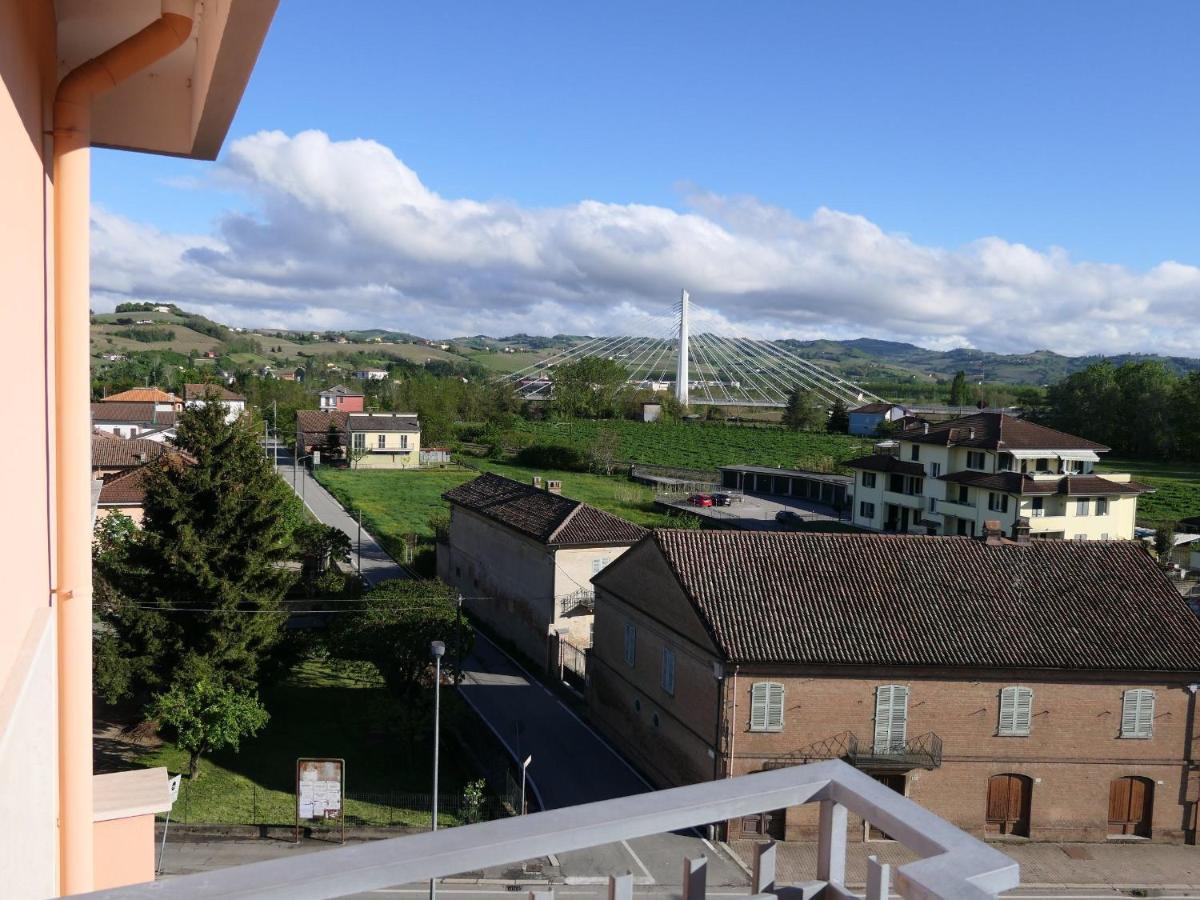 Appartamento panoramico Nizza Monferrato Esterno foto